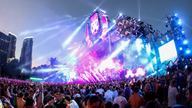 Ultra-Music-Festival-main-stage