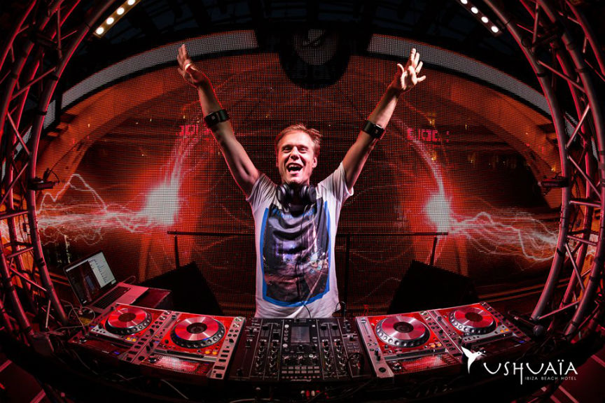 Patch bewijs schokkend Armin van Buuren is back with summer residency at Ushuaïa Ibiza! - T.H.E -  Music Essentials