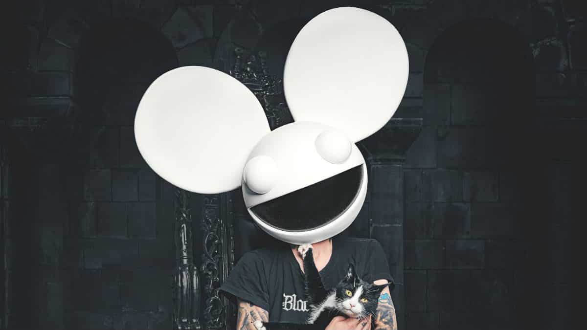 Deadmau5 Lashes Out At Dvlm For Excessive Microphone Usage