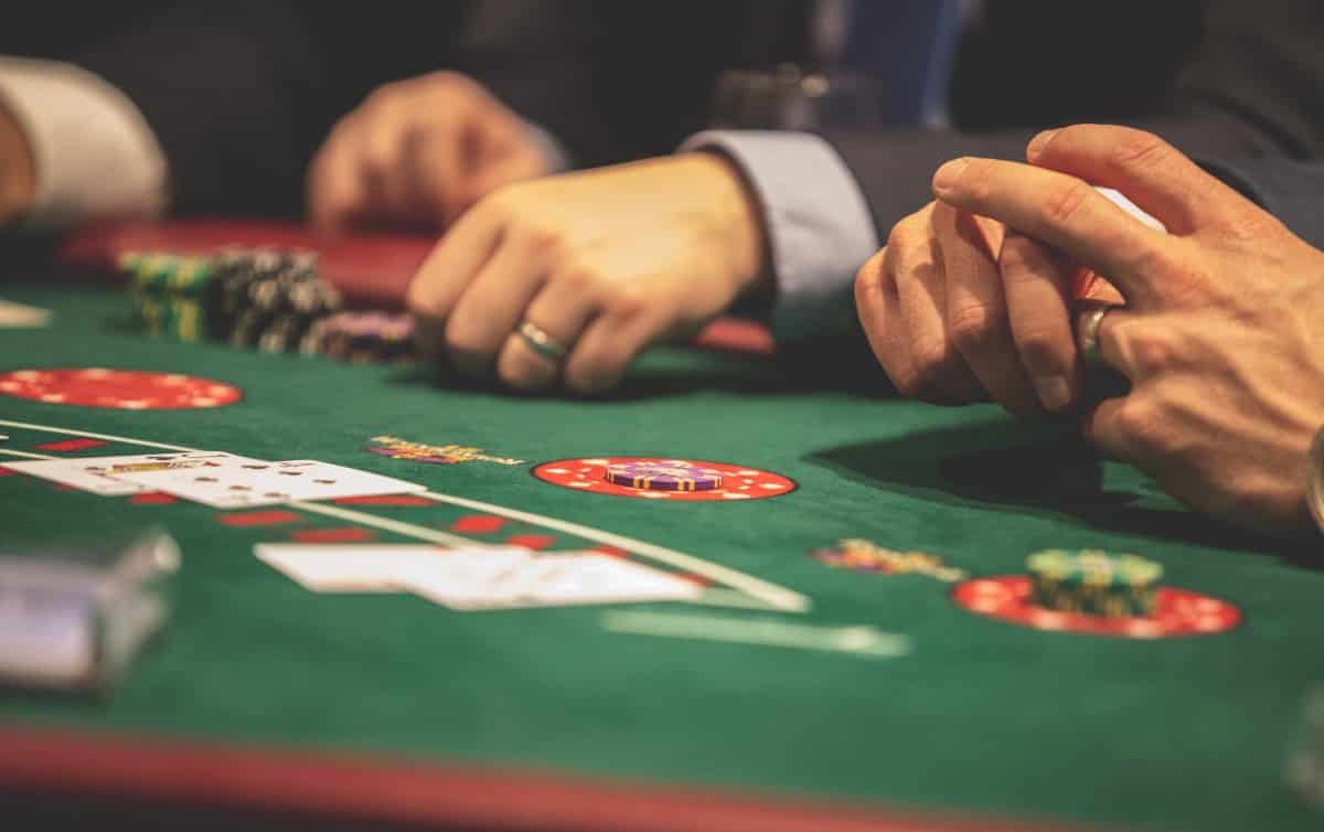 Poker con dinero real: esto es lo que hacen los profesionales