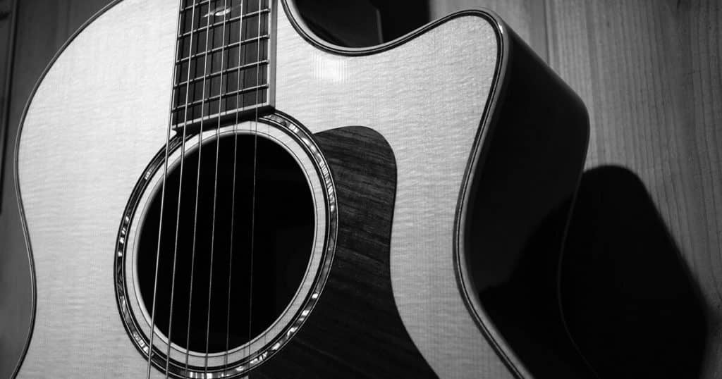 how to choose a guitar for beginners