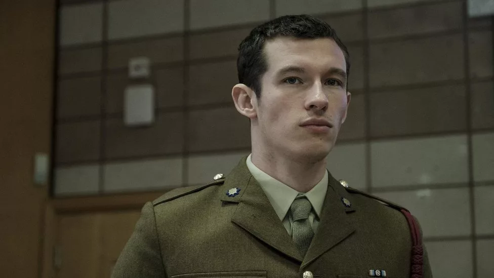 callum turner the capture