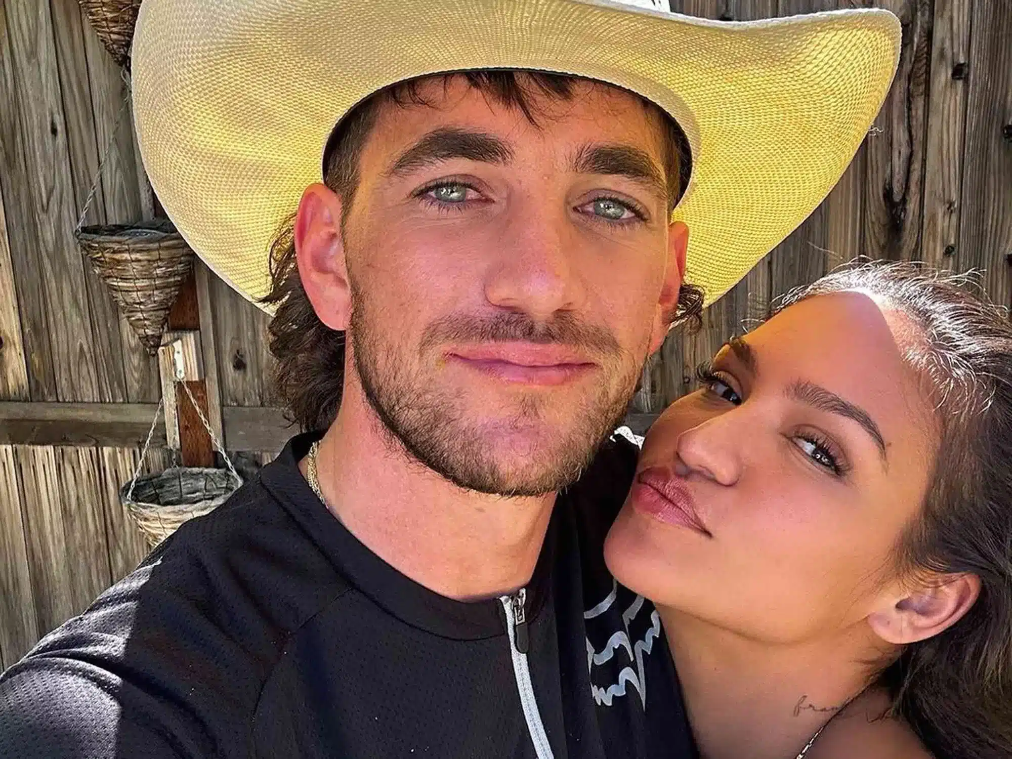 Cassie Ventura Confirms She’s Pregnant Again And There’s a Surprise!