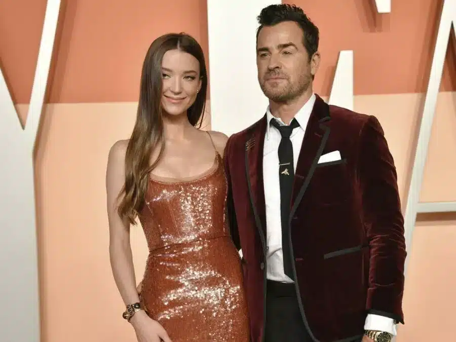 justin theroux and nicole brydon bloom