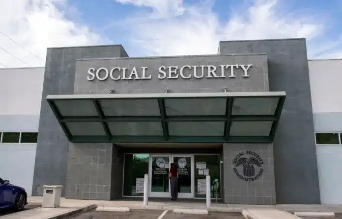 Social Security Layoffs office closures, payments schedule april 2025