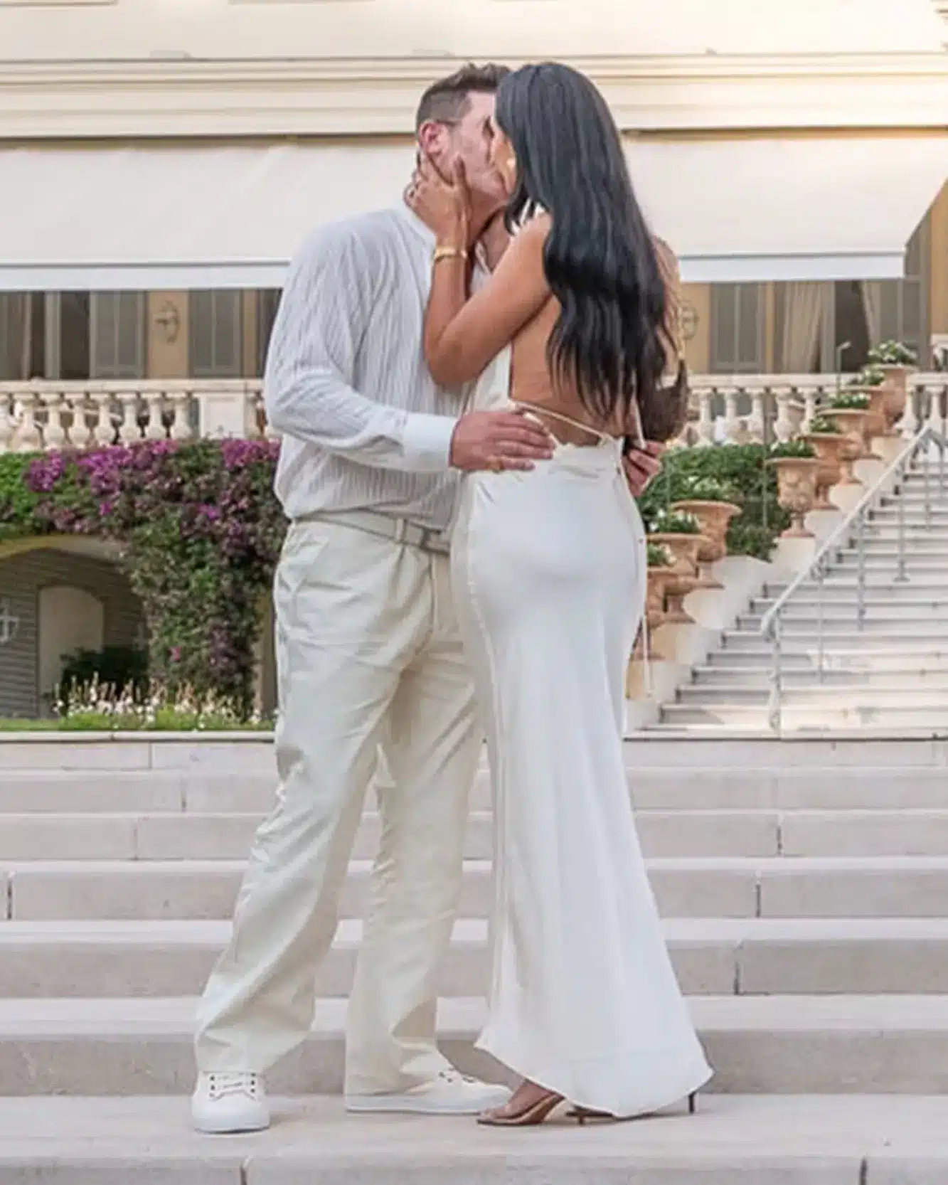 Robin Thicke April Love Geary engagement